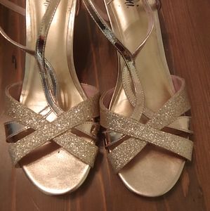 Fioni gold accent heels